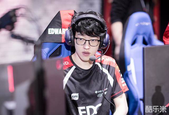 1亿欧元 1亿欧元