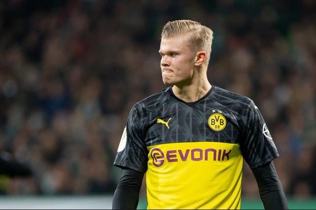 队半场零射 队半场零射